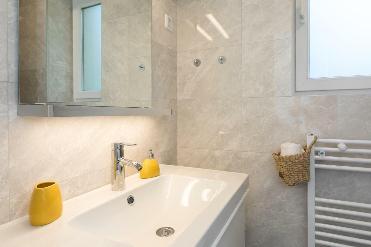 Studio Apartment Lucija Krk Town Esterno foto